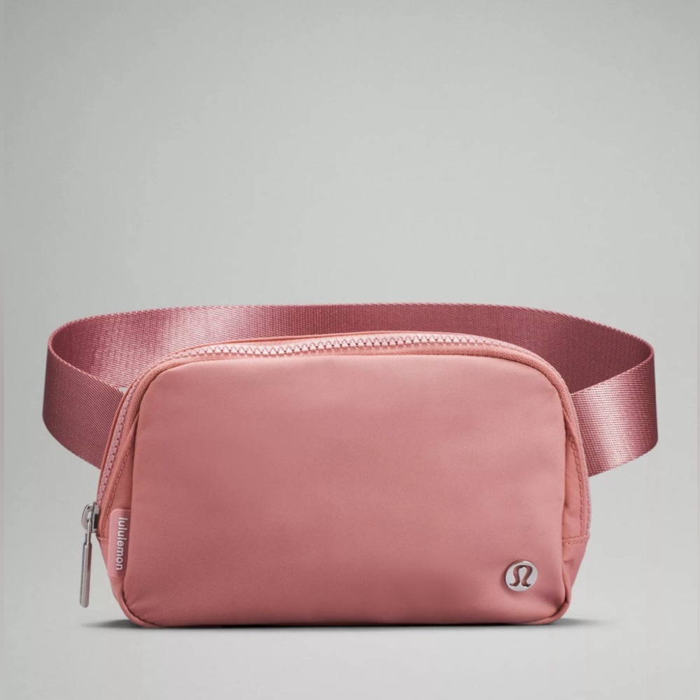 Pink pastel LULULEMON belt bag NWT